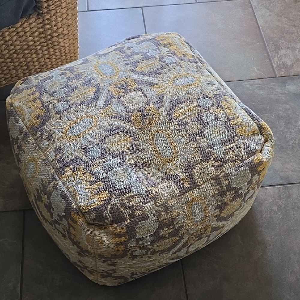 Elegant Patterned Pouf in Yellow and Gray